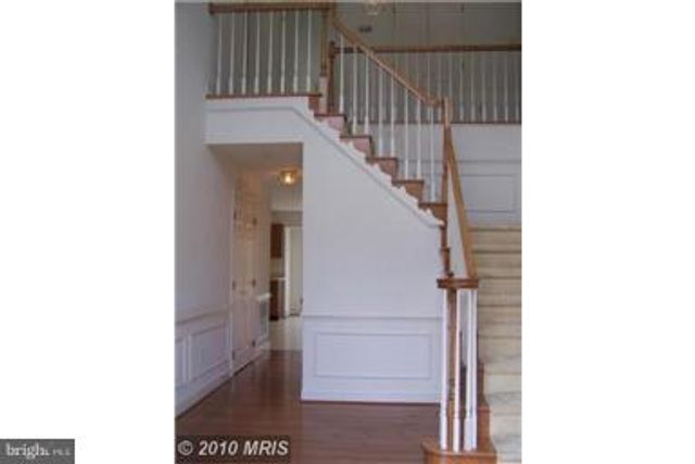 2501 HALTERBREAK CT, Herndon, VA 20171
