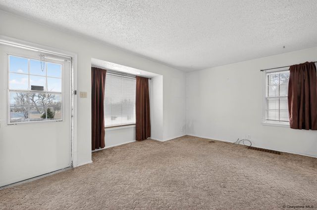 1410 E 17TH ST, Cheyenne, WY 82001