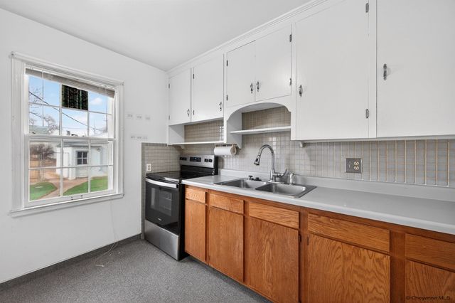 1410 E 17TH ST, Cheyenne, WY 82001