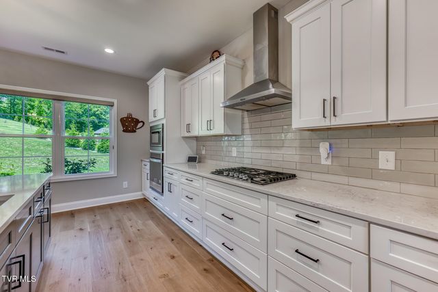 199 Tanners Cove, Johnson City, TN 37615