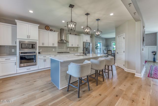 199 Tanners Cove, Johnson City, TN 37615
