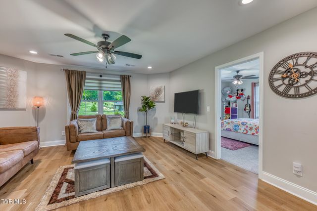 199 Tanners Cove, Johnson City, TN 37615