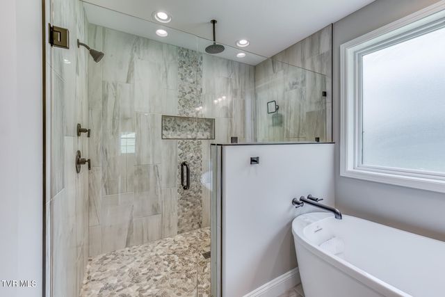 199 Tanners Cove, Johnson City, TN 37615