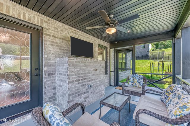 199 Tanners Cove, Johnson City, TN 37615