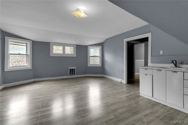 500 Massachusetts Avenue, Buffalo, NY 14213