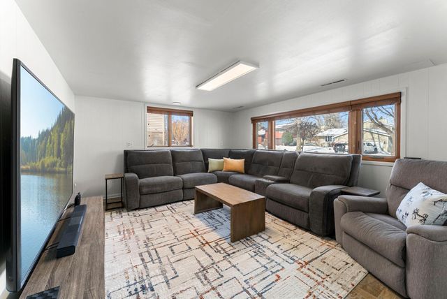 3746 Manorwoods Drive NW, Rochester, MN 55901