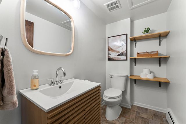 3746 Manorwoods Drive NW, Rochester, MN 55901