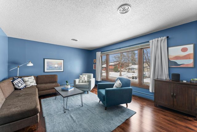 3746 Manorwoods Drive NW, Rochester, MN 55901