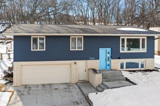 3746 Manorwoods Drive NW, Rochester, MN 55901