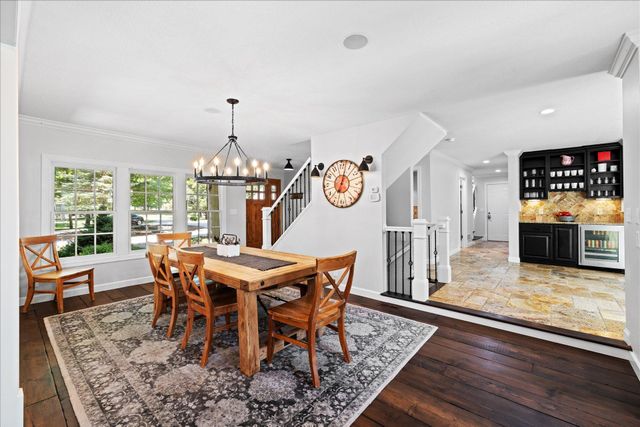 612 Nelson Road, Maple Plain, MN 55359