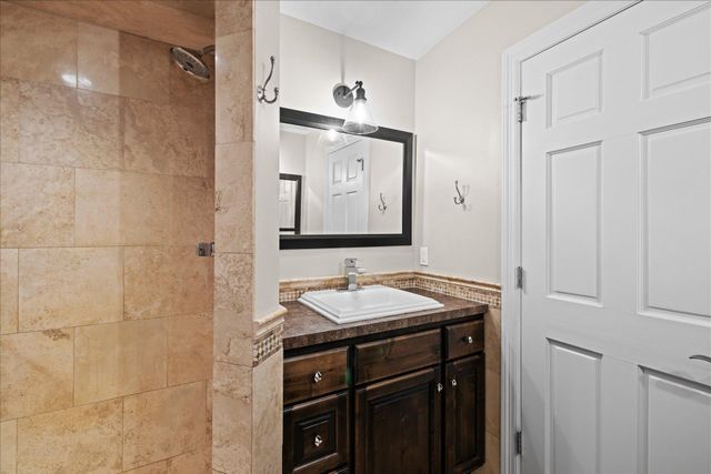 612 Nelson Road, Maple Plain, MN 55359