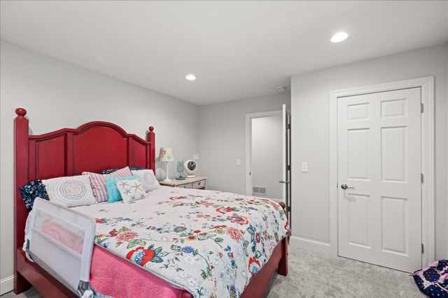 612 Nelson Road, Maple Plain, MN 55359