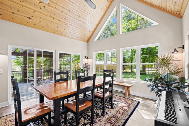 612 Nelson Road, Maple Plain, MN 55359