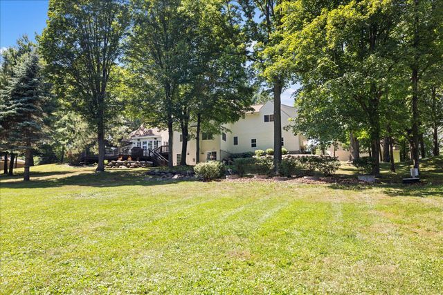 612 Nelson Road, Maple Plain, MN 55359