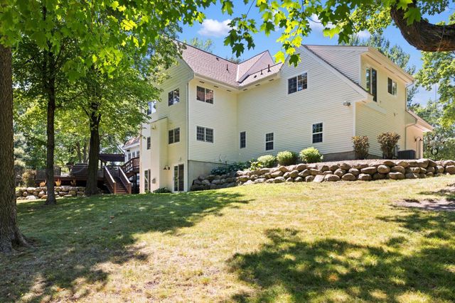 612 Nelson Road, Maple Plain, MN 55359
