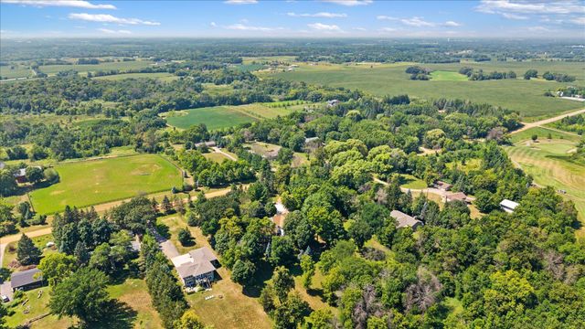 612 Nelson Road, Maple Plain, MN 55359