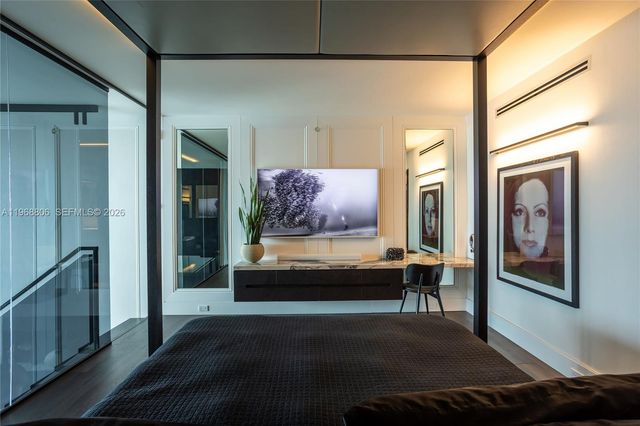 1040 Biscayne Blvd 2202, Miami, FL 33132