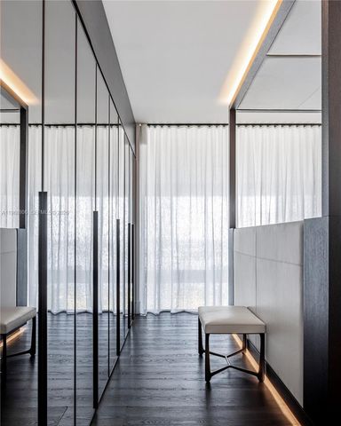 1040 Biscayne Blvd 2202, Miami, FL 33132