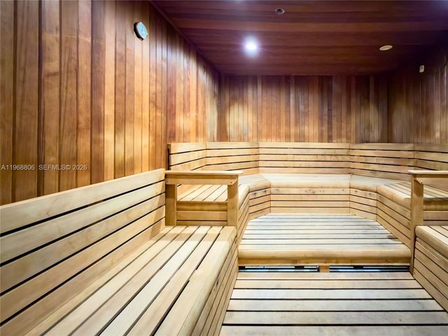 1040 Biscayne Blvd 2202, Miami, FL 33132