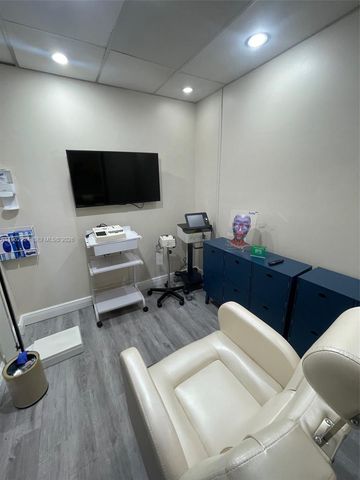 1470 NW 107 AV 12K, Sweetwater, FL 33172