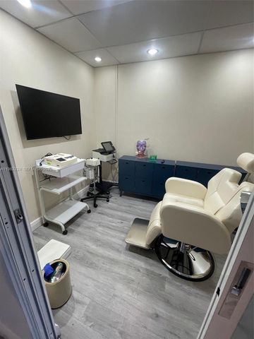 1470 NW 107 AV 12K, Sweetwater, FL 33172