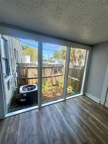 1900 19TH STREET S, St Petersburg, FL 33712