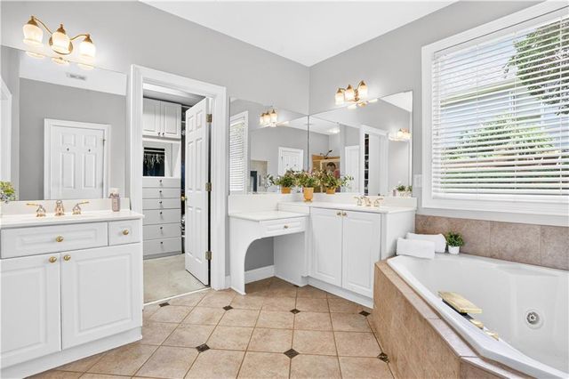 4443 Oakdale Vinings Landing, Smyrna, GA 30080