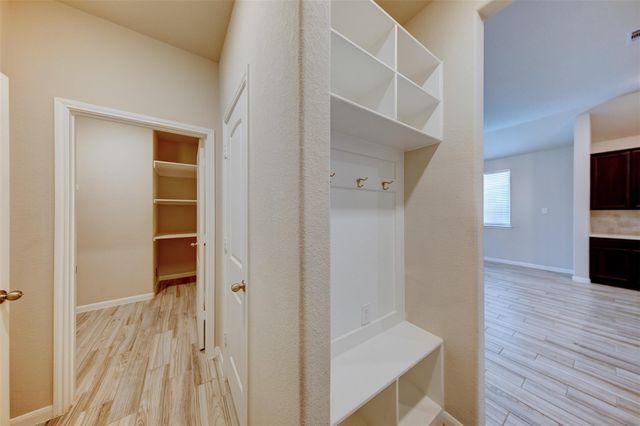 2006 Brisa Lane, Baytown, TX 77523