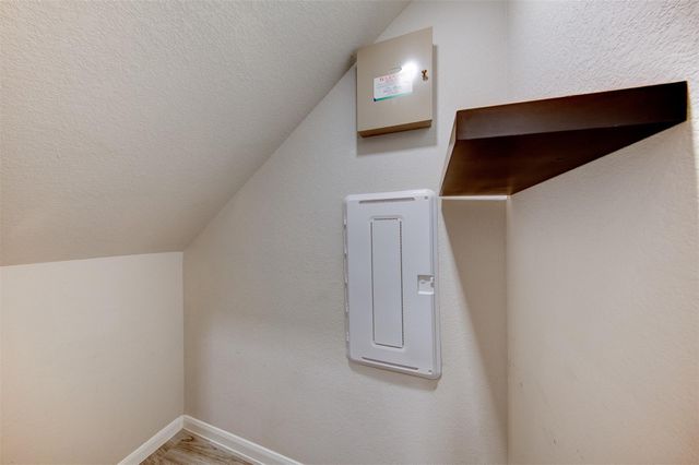 2006 Brisa Lane, Baytown, TX 77523