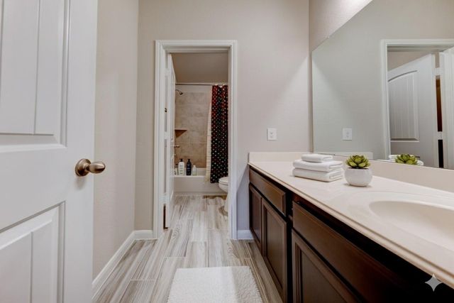 2006 Brisa Lane, Baytown, TX 77523