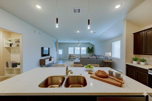 2006 Brisa Lane, Baytown, TX 77523