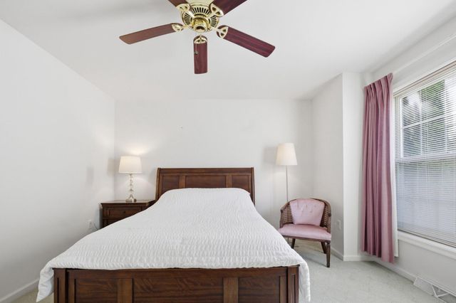 160 RIVER BEND PARK, Lancaster, PA 17602