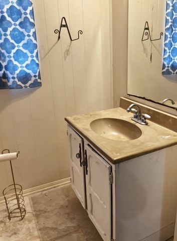 3570 HALLBROOK ST, Memphis, TN 38127