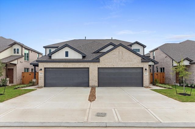 1809 N Peach Creek Drive A, Dayton, TX 77535