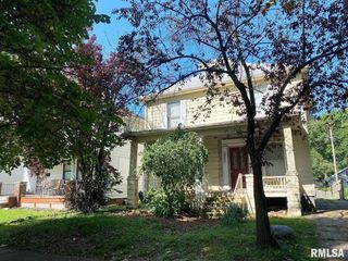 215 S MACARTHUR Boulevard, Springfield, IL 62704