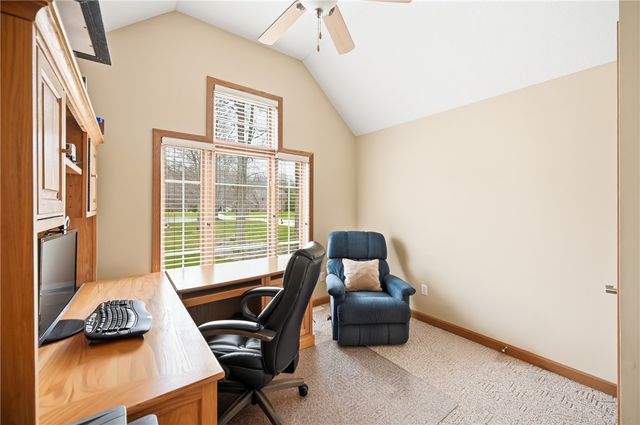 626 Lorenwood Drive, Hermitage, PA 16148