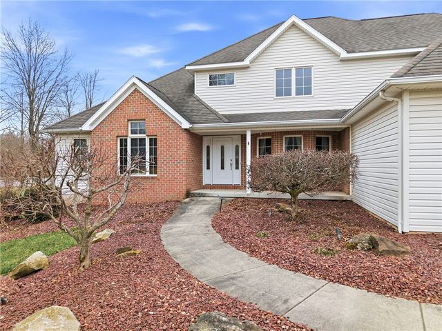 626 Lorenwood Drive, Hermitage, PA 16148