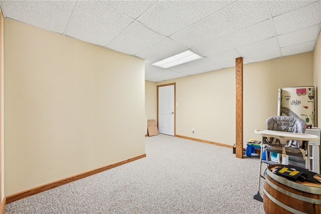 626 Lorenwood Drive, Hermitage, PA 16148