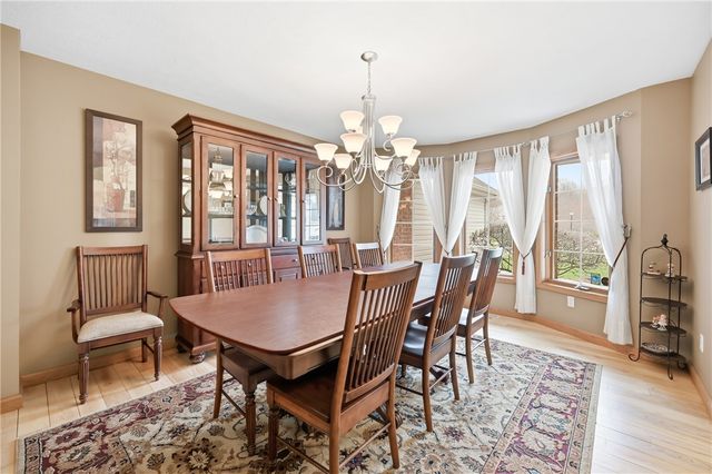 626 Lorenwood Drive, Hermitage, PA 16148