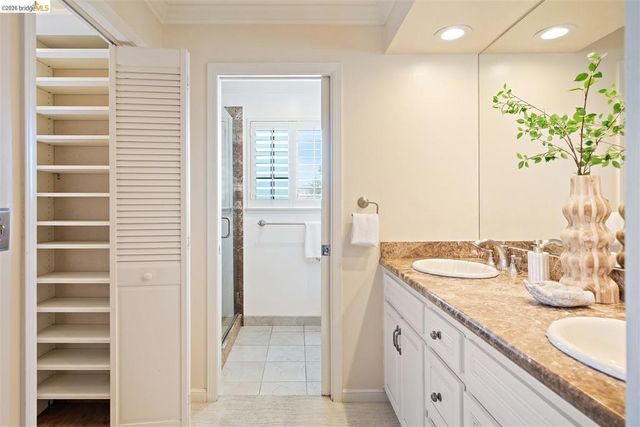 1235 Larch Ave, Moraga, CA 94556