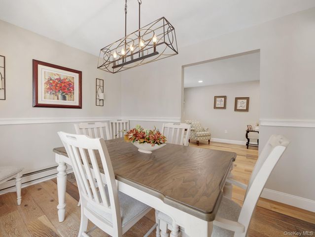 552 Sierra Vista Lane, Valley Cottage, NY 10989