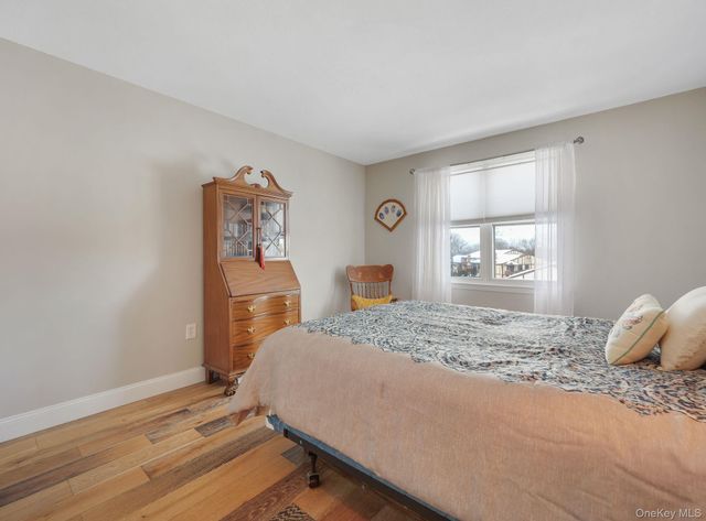 552 Sierra Vista Lane, Valley Cottage, NY 10989