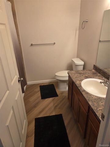 45681 Cagney Drive 76, Macomb Township, MI 48044