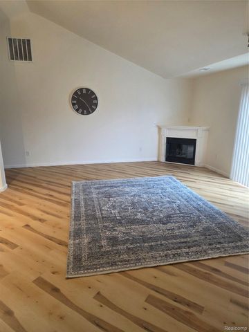 45681 Cagney Drive 76, Macomb Township, MI 48044