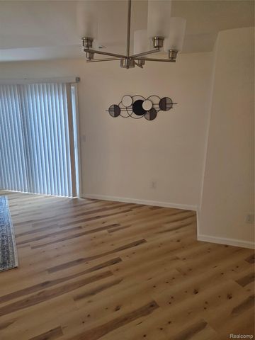 45681 Cagney Drive 76, Macomb Township, MI 48044