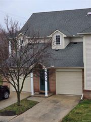 45681 Cagney Drive 76, Macomb Township, MI 48044