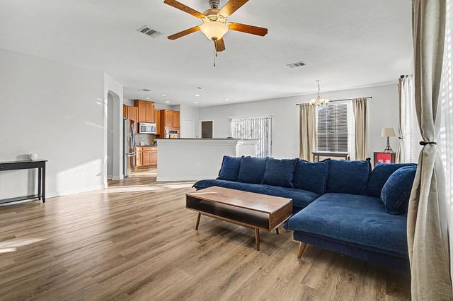 817 Oatmeal DR, Pflugerville, TX 78660