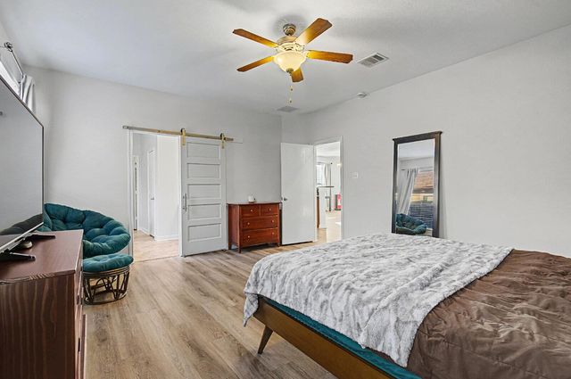 817 Oatmeal DR, Pflugerville, TX 78660