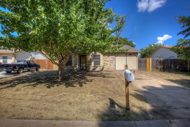 2441 Sweetwood Drive, Fort Worth, TX 76131
