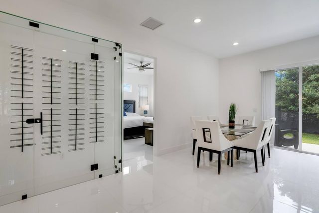 2962 NW 10th Court, Fort Lauderdale, FL 33311